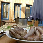 بيت شباب Hainich-zeit *