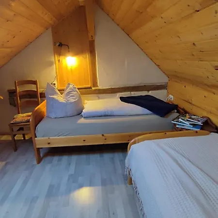 Hainich-zeit Hostel *